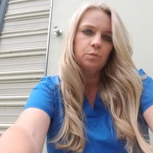 Meet your Posher, Amie